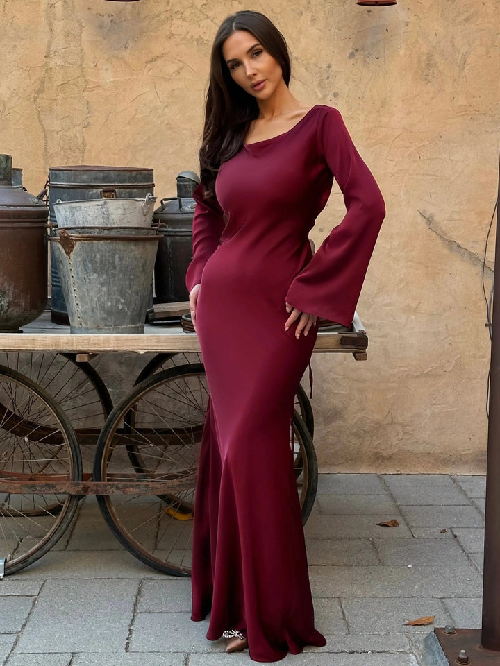 Kaminski | Sukienka maxi elegancka z długim rękawem i zwiewnym krojem | Zuzanna