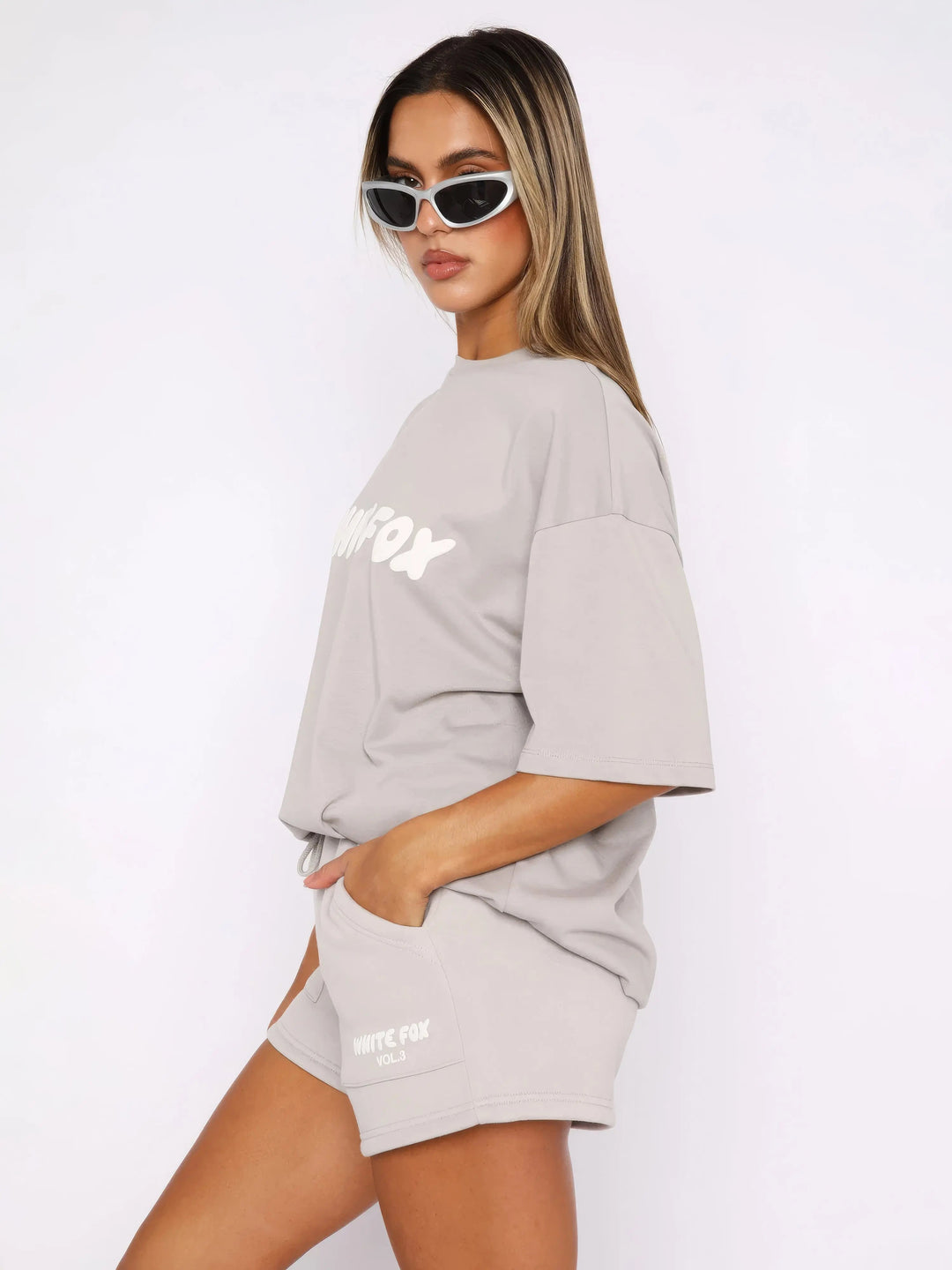 Kaminski | Dwuczęściowy sportowy komplet T-shirt i szorty | Nadia