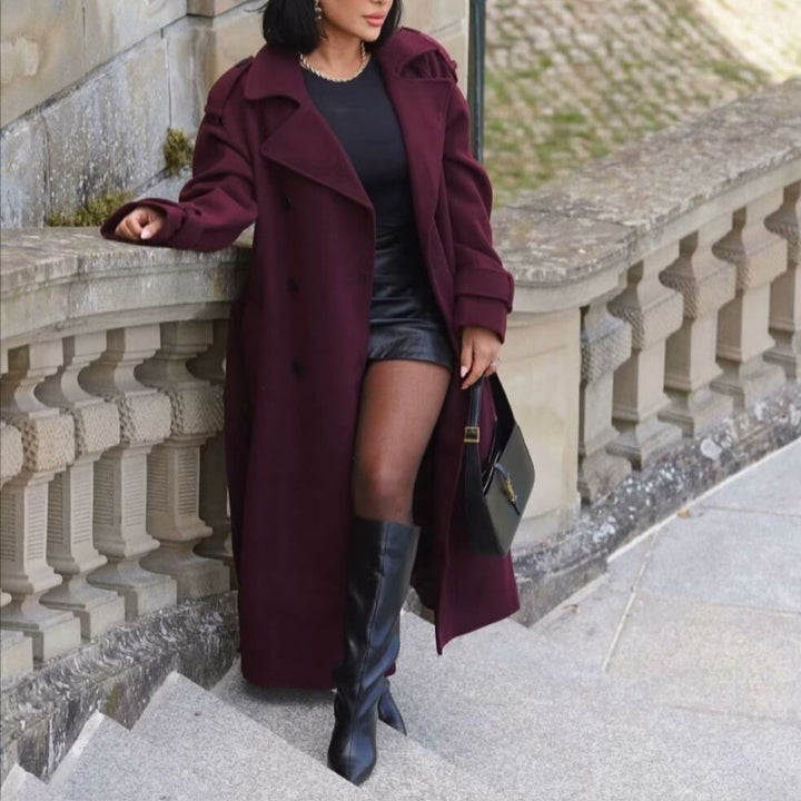 Quinty | Elegancki Trencz w Bordo z Paskiem