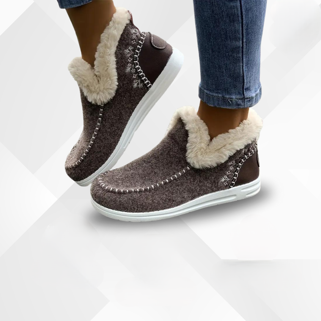 Kobieta komfortowe buty z futrem - Valeria