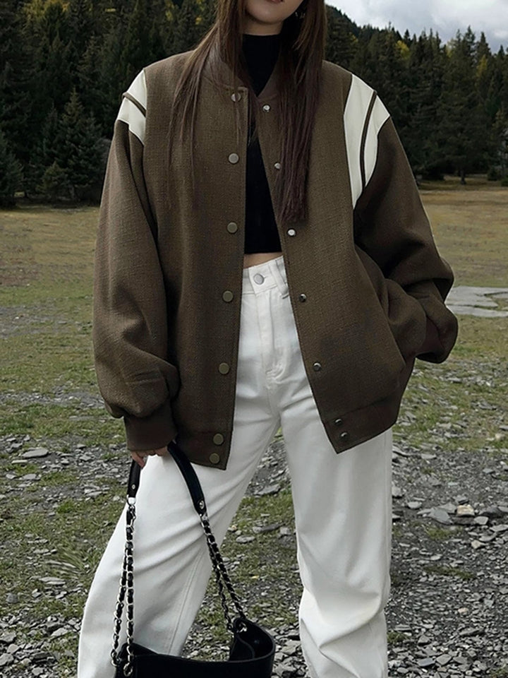 Adrielle | Retro kurtka varsity oversize z kontrastowymi rękawami i ściągaczami