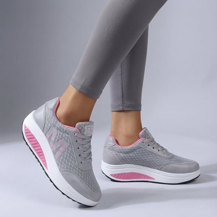 Amortyzujące buty treningowe z antypoślizgową podeszwą - Monica