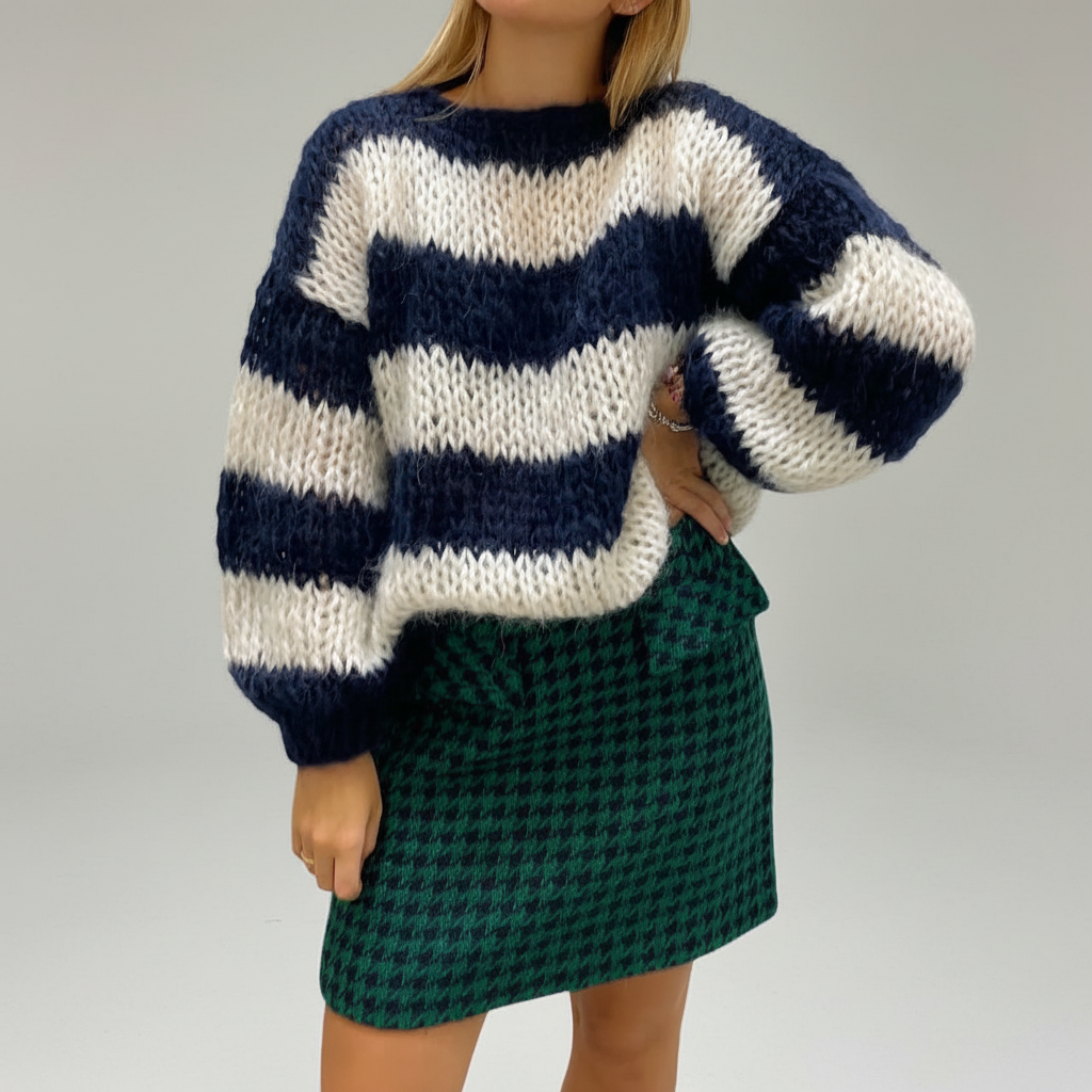 Zebrasty sweter - Hannah