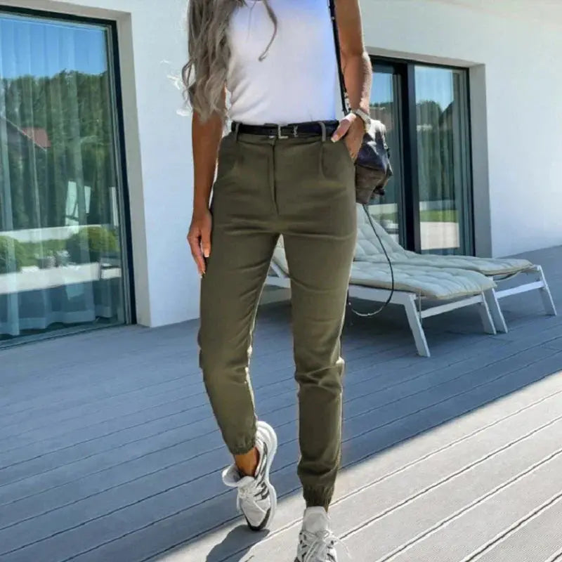 Ewelina | Bawełniane chinosy w klasycznym stylu