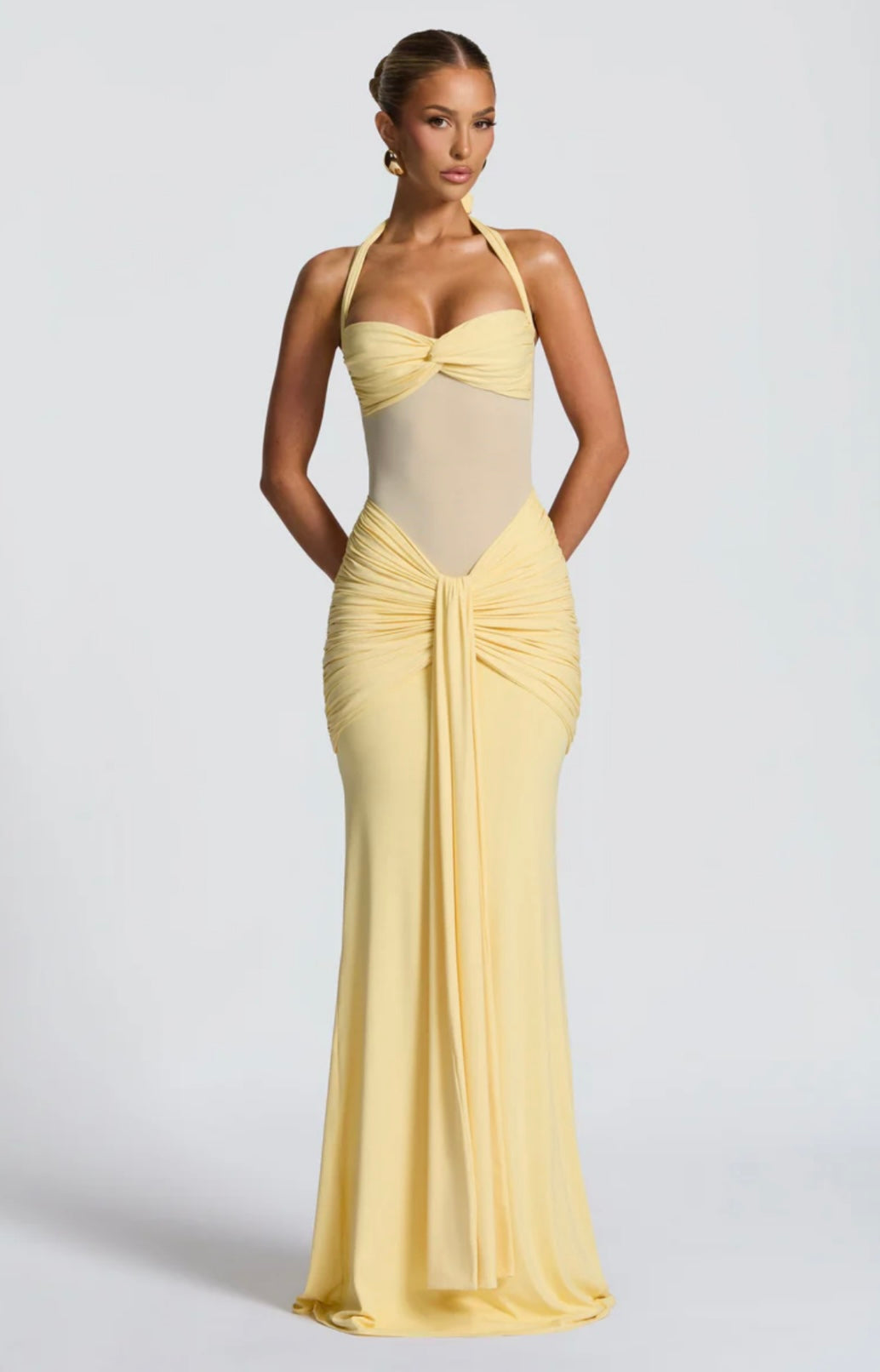 Kaminski | Elegancka sukienka maxi z dekoltem halter