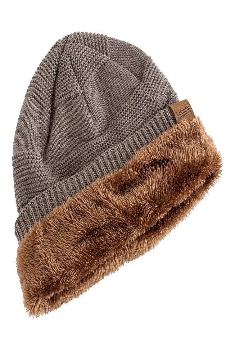 Luźna czapka typu slouchy - Charlie