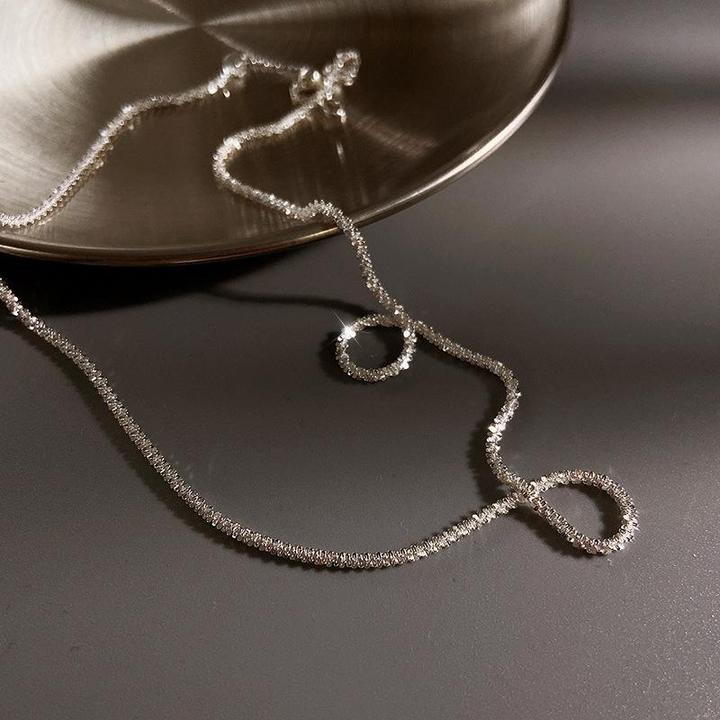 Minimalistyczny naszyjnik - ElegantJewelry