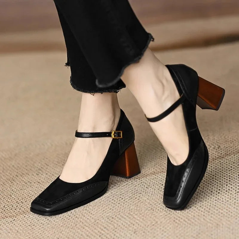 Eleganckie Szpilki w Kolorze Ziemi