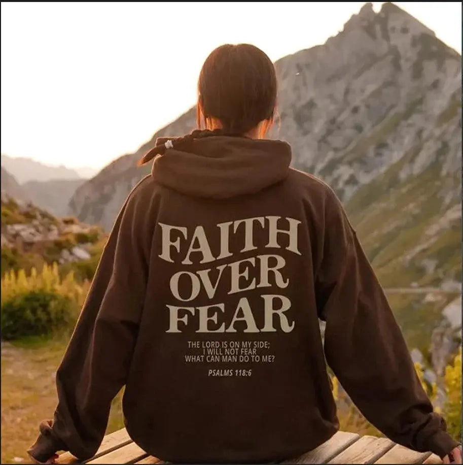 Kaminski | Bluza damska z nadrukiem Faith Over Fear z kapturem