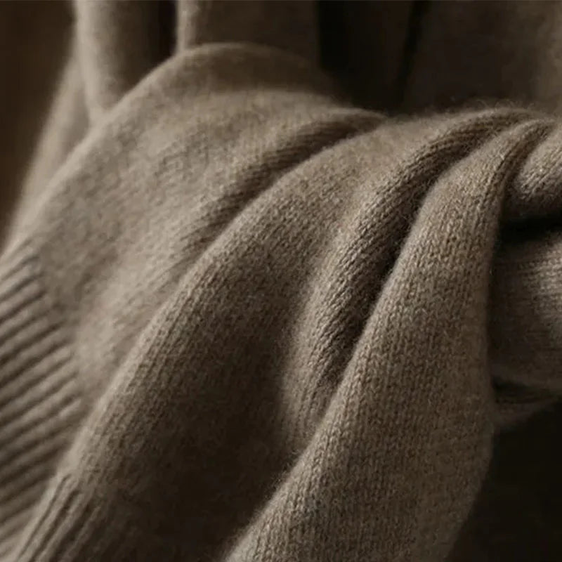 Damski sweter z miękkiego materiału - Lorena