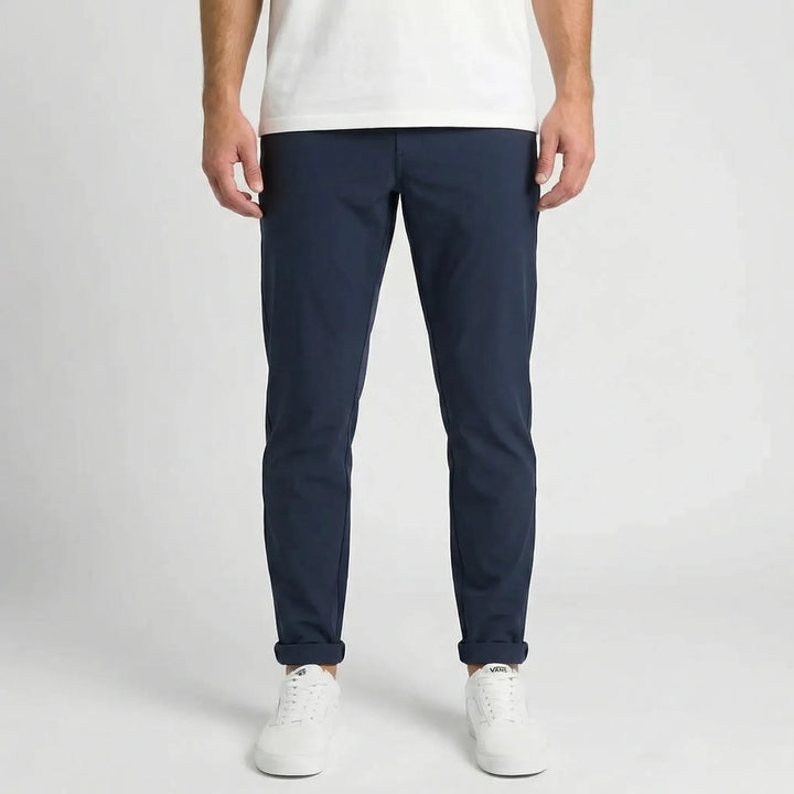 Spodnie slim fit o prostych nogawkach - Lennart