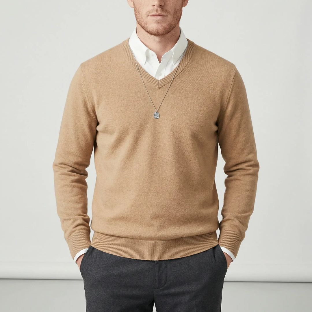 Dopasowany sweter z dekoltem w serek - Keanu
