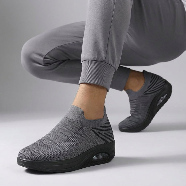 Slip On Sneaker z Wysoką Podeszwą - Felicia
