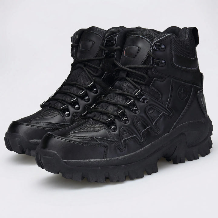 Wytrzymałe buty outdoorowe z bieżnikiem - Carlton
