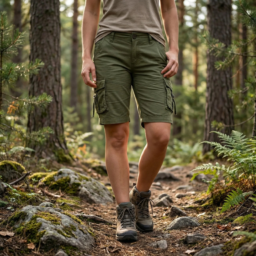 Spodenki outdoorowe z podkreślonymi kieszeniami - Maira