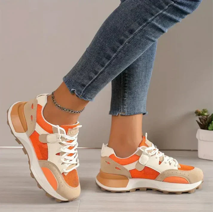 Damskie sneakersy z kolorowymi panelami - Nadine