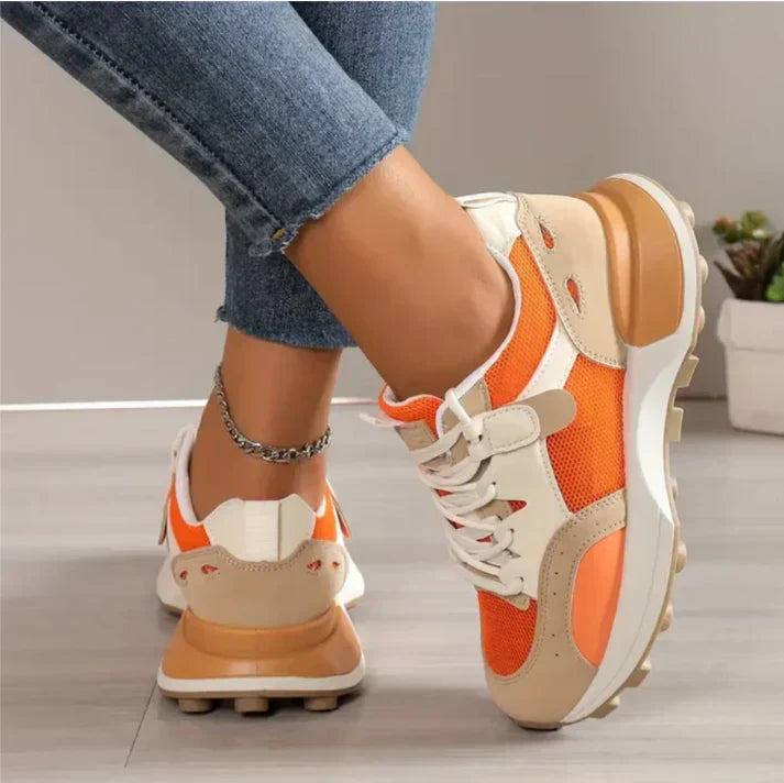 Damskie sneakersy z kolorowymi panelami - Nadine