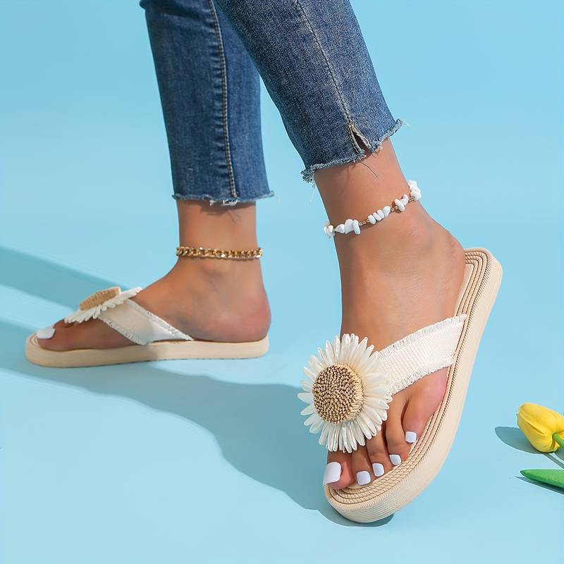 Boho Slip-On Sandali z Kwiatowym Detalem – Marivi