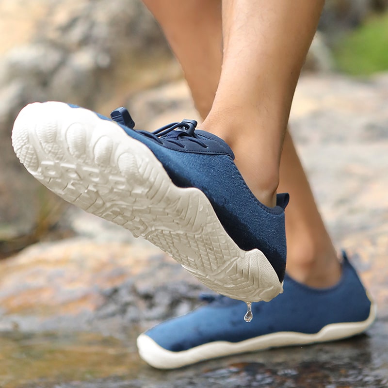 Buty sportowe na boso z antypoślizgową podeszwą – Leonis