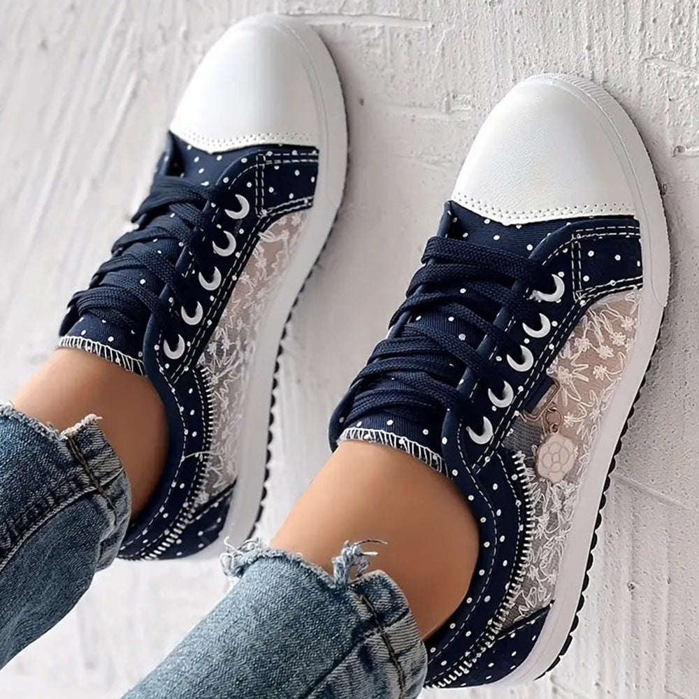 Mielle - Kropkowane Sportowe Buty z Koronką