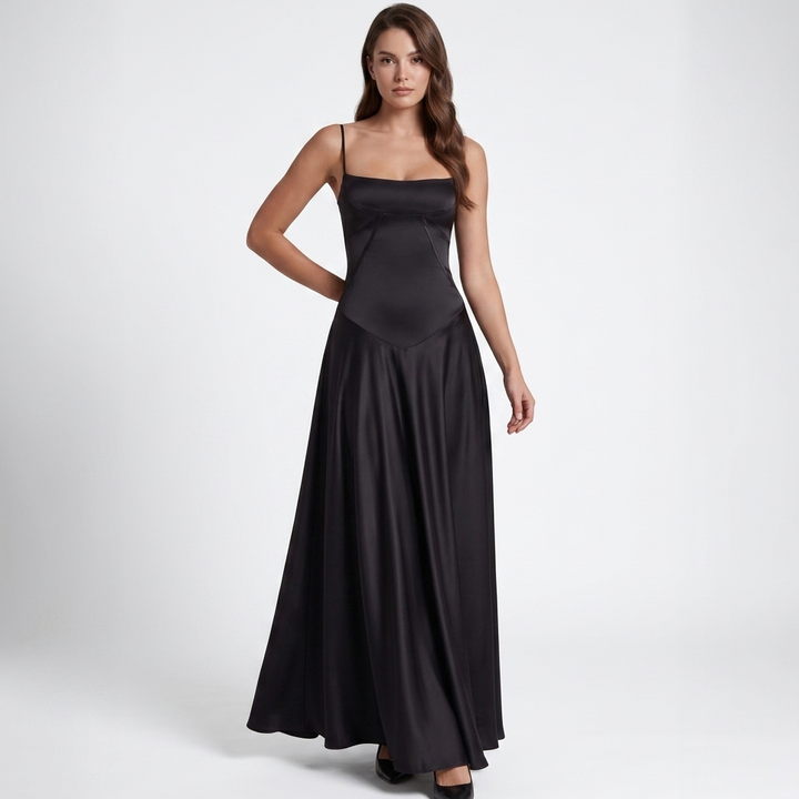 Kaminski | Elegancka Satynowa Sukienka Maxi z Kwadratowym Dekoltem