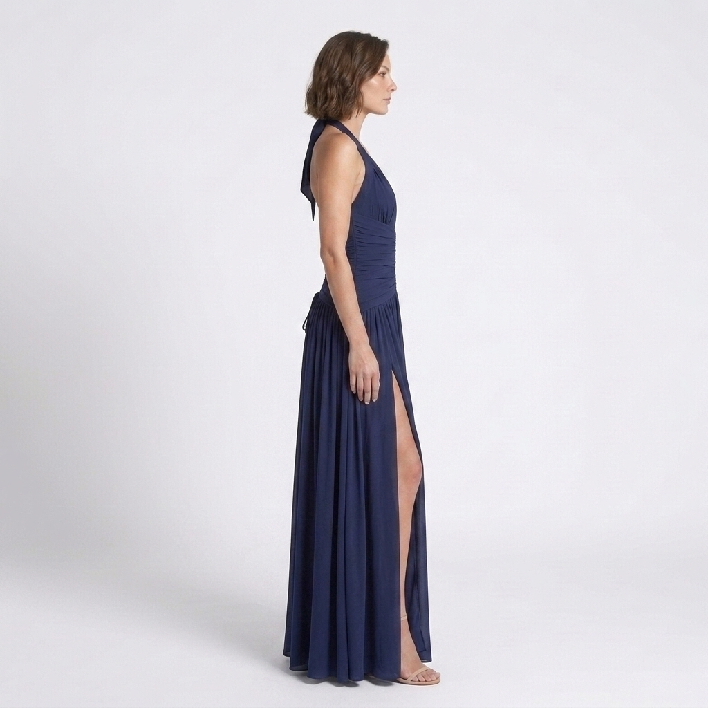 Kaminski | Elegancka Sukienka Maxi Halter z Głębokim Dekoltem i Rozcięciem