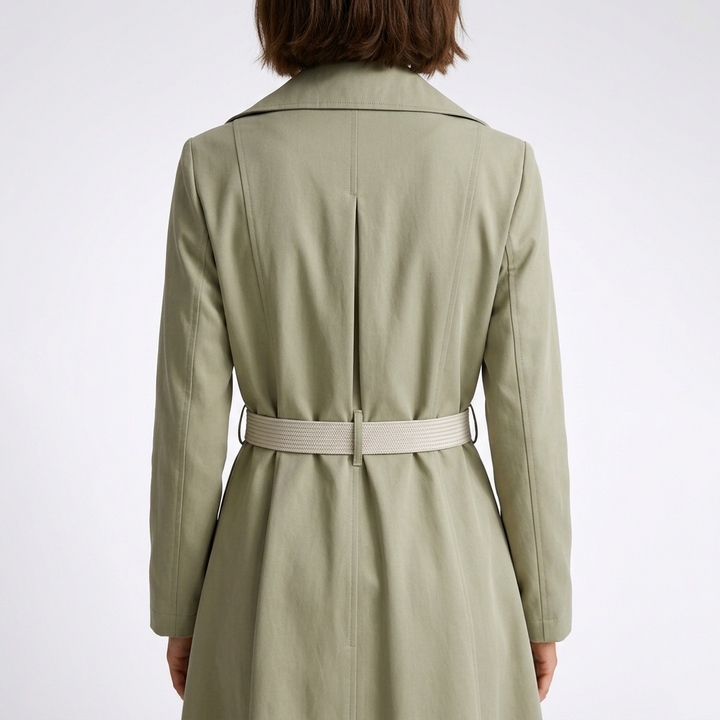Kaminski | Elegancki Długi Trencz Damski z Paskiem i Ozdobną Apaszką