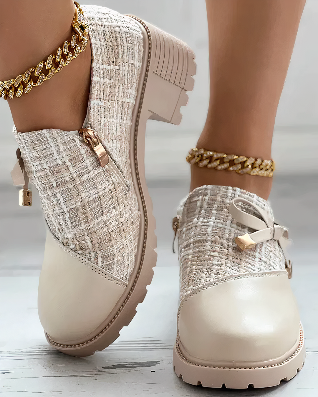 Eleganckie buty na słupku z ostro zakończonymi akcentami – Florina