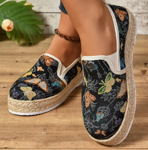 Espadrille na platformie z kwiatowym wzorem – Fleur