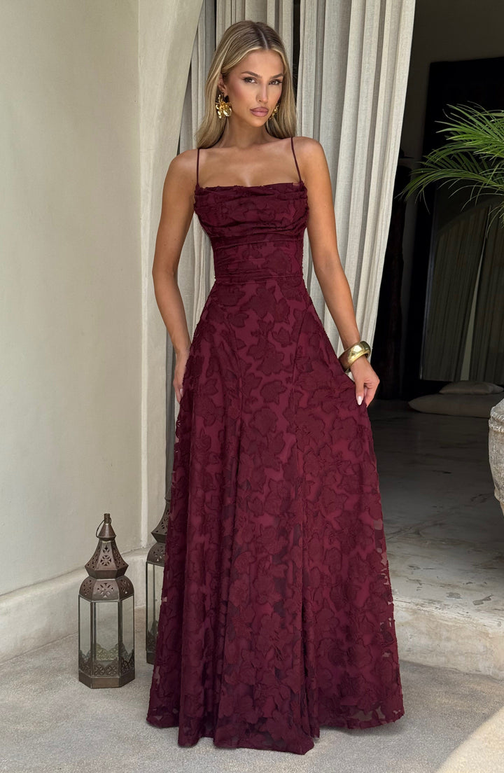 Kaminski | Elegancka sukienka maxi z kwiatową koronką