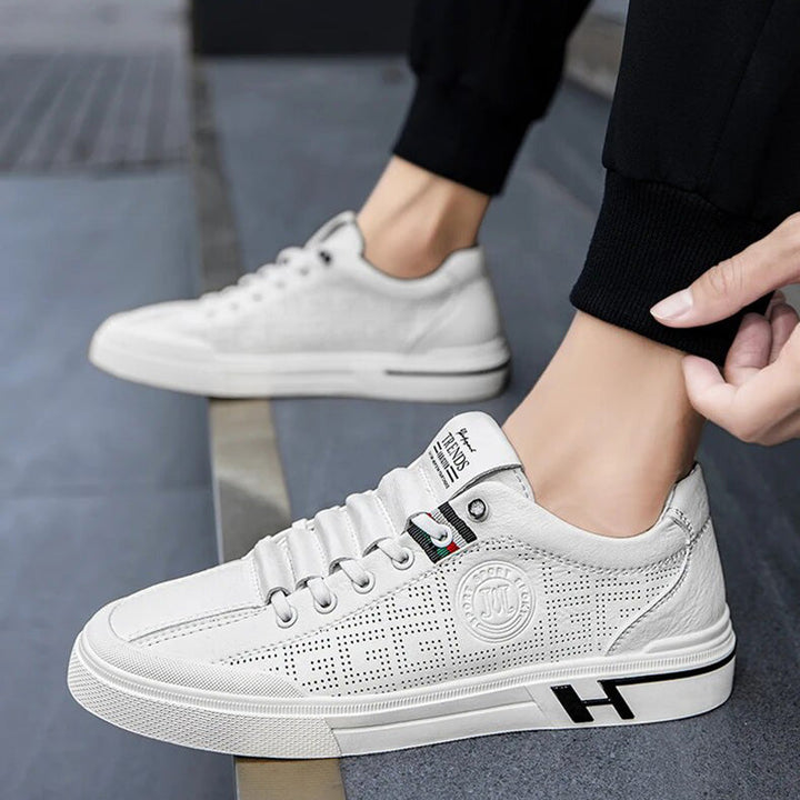 Męskie sneakersy z perforowanej skóry o lekkiej konstrukcji – Ethan