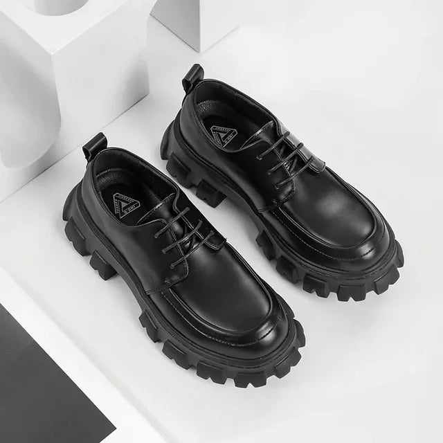 Nowoczesne buty do nauki z grubą podeszwą - Ethan