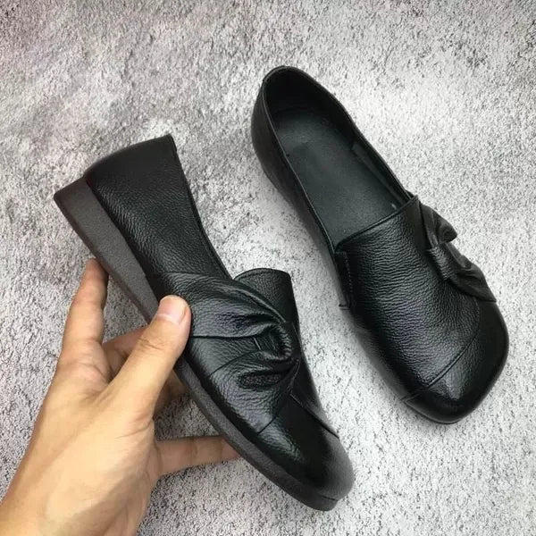 Skórzane buty damskie z antypoślizgową podeszwą – Aurora