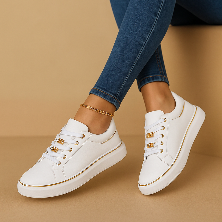 Kaminski | Białe sneakersy damskie ze złotym detalem | Paulina